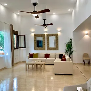  Сasa de vacaciones Amplia Vivienda New Para12 Pers A 4 Min Caminando De Playa Con Terraza, Piscina Com, Wifi, Ventiladores De Techo, Lavavajillas España